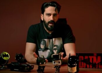 Ο Δ. Ατζαράκης, ο Batman και η Hellas Direct (video)