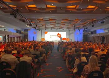 NN: Η εταιρεία που θέλει να σπάσει το φράγμα του €1 δις Ασφάλιστρα  