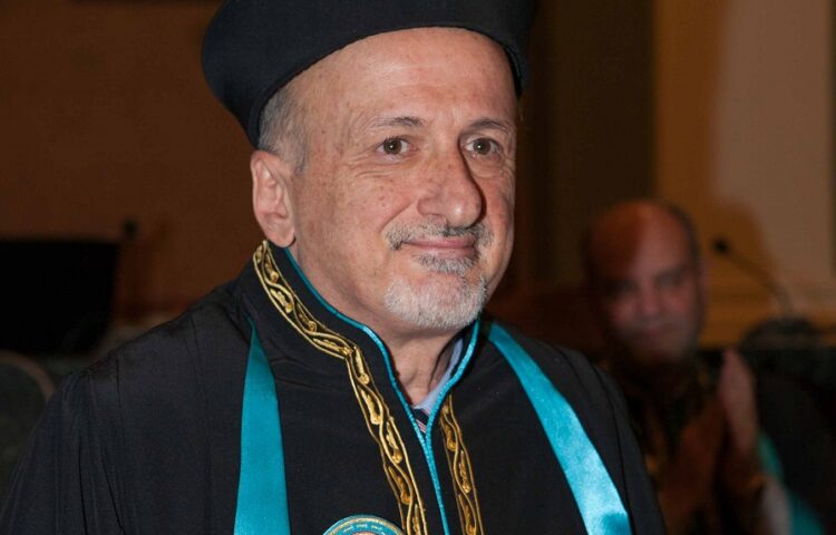 O Κ. Ζοπουνίδης αρχισυντάκτης στο Discover Analytics