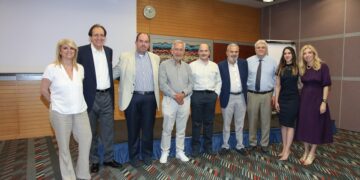 Συνάντηση αφιερωμένη στους ιατρούς και στο προσωπικό από το Therapis General Hospital