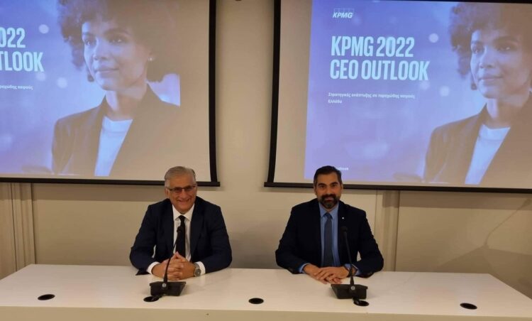 Νικόλαος Βουνισέας, Senior Partner και Αλκιβιάδης Σιαράβας Marketing, Communications and Corporate Citizenship Manager της KPMG στην Ελλάδα