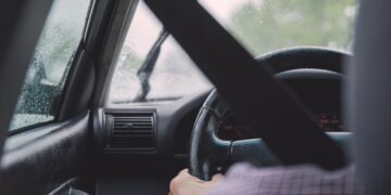 Γιατί θα ενταθούν οι ανατιμήσεις στα ασφάλιστρα οχημάτων