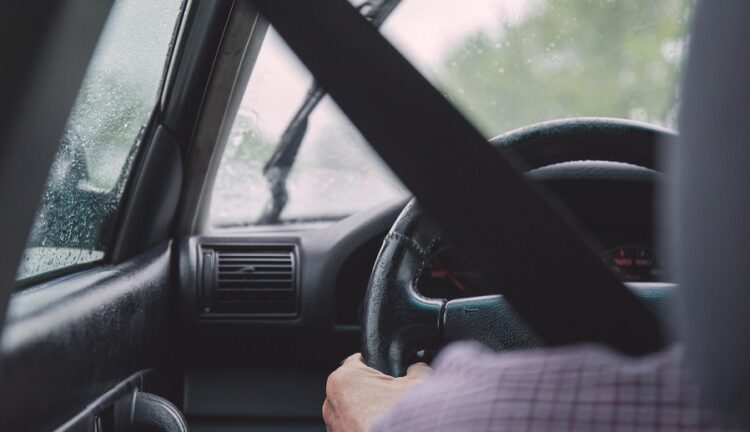 Γιατί θα ενταθούν οι ανατιμήσεις στα ασφάλιστρα οχημάτων