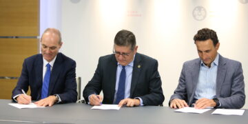 Μάριος Ψάλτης_Διευθύνων Σύμβουλος_PwC Ελλάδας - Δημήτριος Μπουραντώνης_Πρύτανης OΠΑ - Kώστας Περρής_Partner Consulting Leader_PwC Eλλάδας