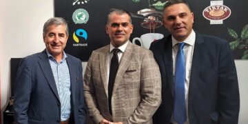 Βαγγέλης Tσιμπλιάρης, Senior Account Manager των Ομαδικών Ασφαλίσεων Interamerican, Ιωάννης Ματσούκας, Ασφαλιστικός Σύμβουλος  Interamerican, Ιωάννης Σφακιανάκης CEO της Segafredo Zanetti Ελλάς