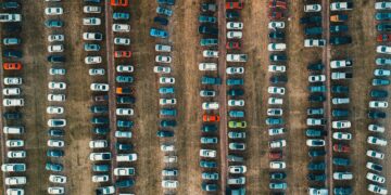 Ποιοι χάνουν και ποιοι κερδίζουν μερίδια αγοράς στις ασφαλίσεις οχημάτων