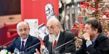 Γιάννης Ρούντος: Έργο φωτοδότης “Η Πνευματική Πορεία του Γένους”