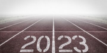 3 «άσσοι» και 4 «αγκάθια» για τις ασφαλιστικές το 2023