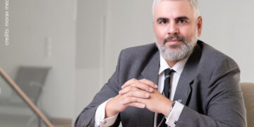 kimon renier efstathopoulos`