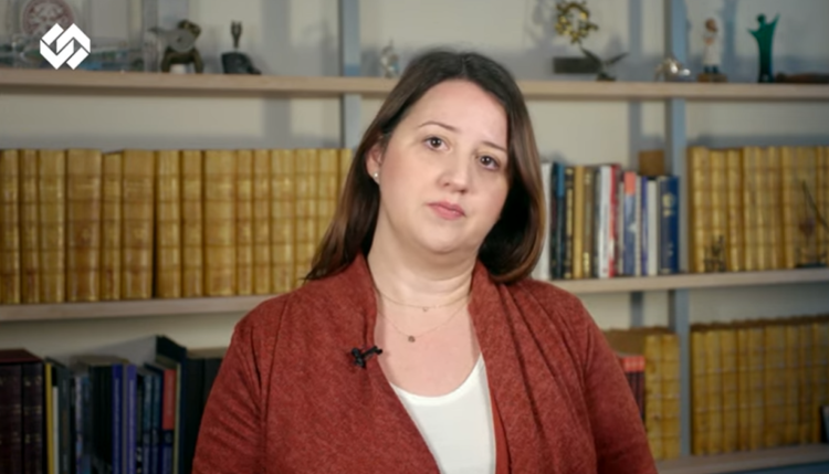 Πώς να μιλήσουμε στα παιδιά μας για τη διάγνωση του καρκίνου (video)