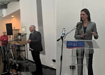 Συνάντηση Π. Σκουρλέτη & Ε. Αχτσιόγλου με εργαζόμενους της Εθνικής Ασφαλιστικής