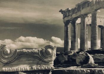 Γιάννης Ρούντος: Η μαγνητική έλξη του Παρθενώνα στις φωτογραφίες της Nelly’s