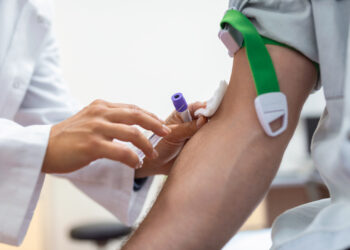 Μονάδες αίματος στο Γ.Ν. Λάρισας από το Σωματείο Εργαζομένων της Groupama