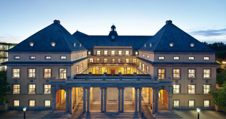 Αποχωρεί από την συμμαχία Net Zero Alliance η Munich Re