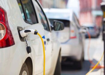 Ποιες χώρες κατέχουν τα ηνία στις πωλήσεις ηλεκτρικών οχημάτων