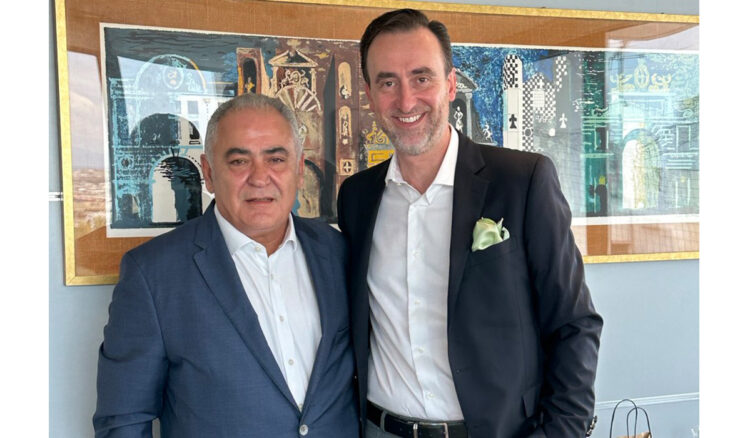 Συνάντηση Γιάννη Χατζηθεοδοσίου & Laurent Thuillier