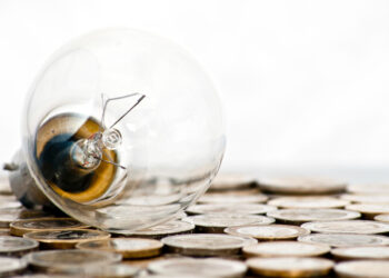 Οδηγός: Τι πρέπει να προσέξεις όταν αλλάζεις πάροχο ενέργειας