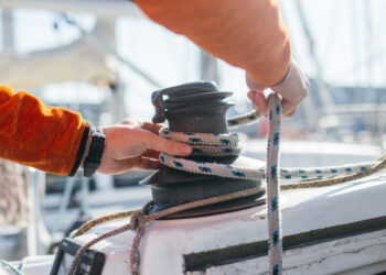 Αποζημιώσεις 662.502 ευρώ το 2022 για ασφαλίσεις πληρωμάτων πλοίων