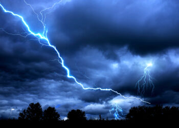 1 δις δολάρια αποζημιώσεις για κεραυνούς στις ΗΠΑ