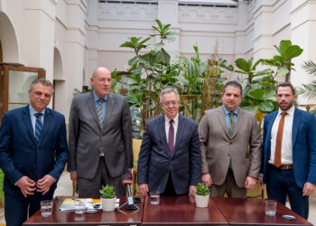 Η Συνεταιριστική κοντά στους συνεργάτες της σε όλη την Ελλάδα