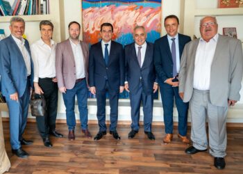 Συνάντηση ΕΕΑ & Υπ. Ανάπτυξης για θέματα στήριξης των ΜμΕ