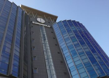 Euroins: Ψήφος εμπιστοσύνης της Fitch Ratings στη Eurohold