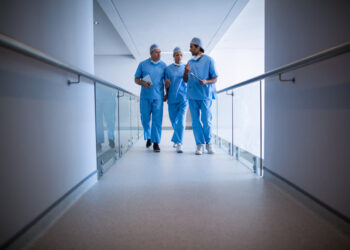 Επ. Ανταγωνισμού: Έκθεση για τα ιδιωτικά θεραπευτήρια και την ασφάλιση