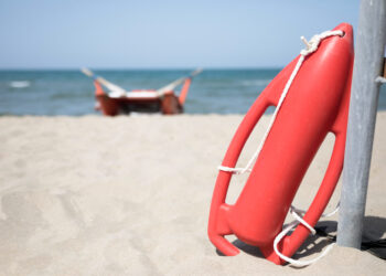 Πνιγμός στο νερό – Πως προστατευόμαστε και πότε δίνουμε το «φιλί της ζωής»