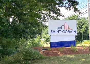 Saint-Gobain Plastics: Κλείνει εργοστάσιο λόγω ερευνών μόλυνσης υδάτων