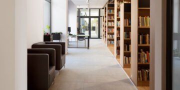 Τρεις Καθηγητές στις πρώτες θέσεις του γνωστικού αντικειμένου Business and Management