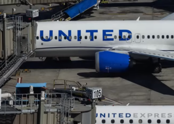 Αποζημίωση 30 εκατ. ευρώ από τη United Airlines σε 26χρονο