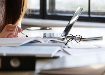 Σύμπραξη ΕΣΑΠΕ, ΕΙΑΣ και ΕΕΑ στη μετεκπαίδευση διαμεσολαβητών