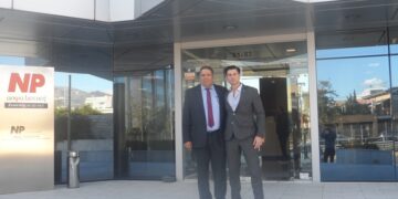 Ο Χ. Θεοχάρης στη ΓΣ του ΣΕΠΕΥ στο κτήριο της “NP Ασφαλιστική”