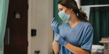 Σε χειρότερη θέση από το μέσο όρο του ΟΟΣΑ το σύστημα υγείας στην Ελλάδα