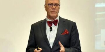 Επιπτώσεις των Καταστροφικών Δαπανών στην Ευημερία και την Ποιότητα Ζωής των Ελλήνων