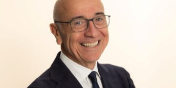 Ο Π. Παπανικολάου CEO της AGCS και επικεφαλής της Allianz Commercial διεθνώς