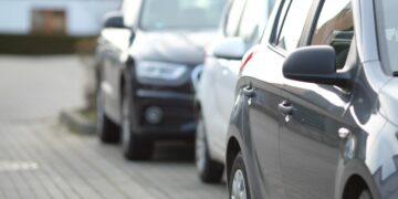 Ανασφάλιστα οχήματα: Πρόστιμα εκατομμυρίων και κοινωνικές προεκτάσεις