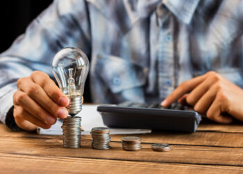 Τα νέα τιμολόγια ρεύματος, σε απλά Ελληνικά: 12 απαντήσεις για να καταλάβεις 100% το θέμα