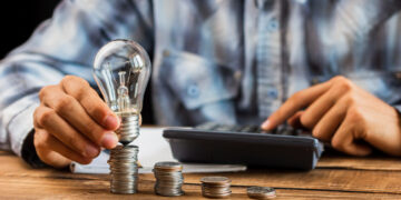 Τα νέα τιμολόγια ρεύματος, σε απλά Ελληνικά: 12 απαντήσεις για να καταλάβεις 100% το θέμα