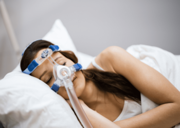 Επικίνδυνη η υπνική άπνοια για τις γυναίκες στην εγκυμοσύνη και στην εμμηνόπαυση
