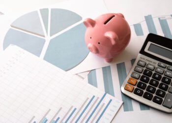 Συνεχίζεται η μείωση των εκκρεμών συντάξεων