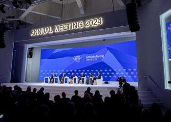 Νταβός, ανισότητα και ορθή πληροφόρηση