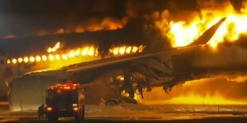 Ασφαλισμένο για 130 εκατ. δολ το αεροπλάνο της Japan Airlines