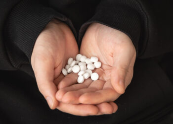 Επιδημία οπιοειδών: 78 εκατ. θα πληρώσει η McKinsey σε ασφαλιστικές