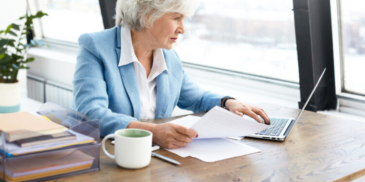 50.000 εργαζόμενοι συνταξιούχοι είδαν αύξηση 30% την 1η Ιανουαρίου