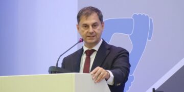 Χ. Θεοχάρης: Δεν ισχύει η υποχρεωτικότητα των POS για όσους δεν εισπράττουν ασφάλιστρα