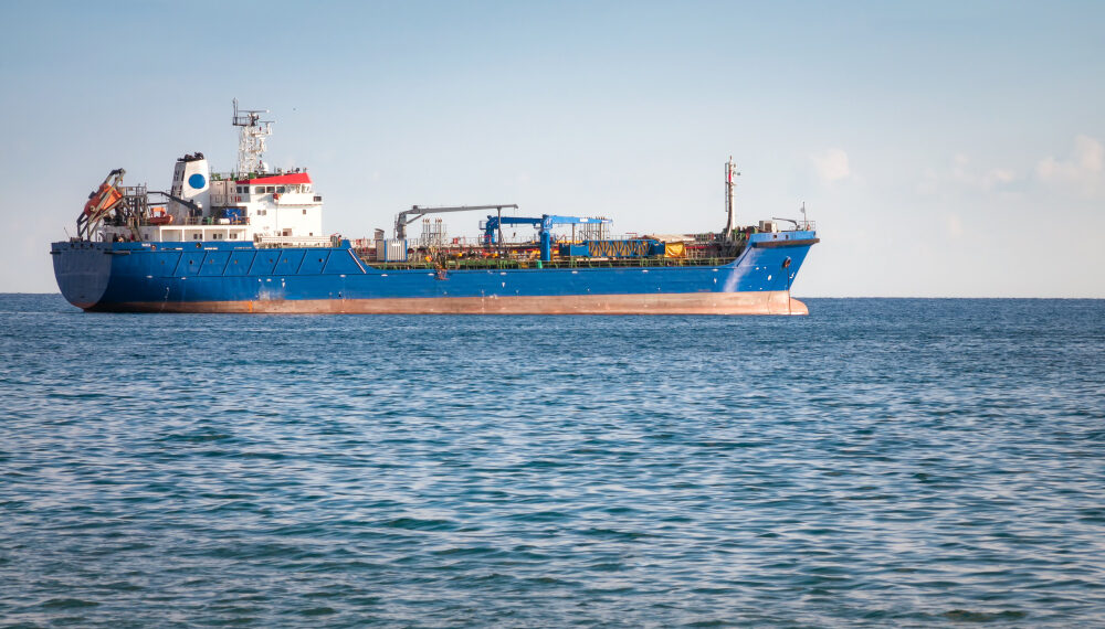 Οι ασφαλιστικές εξαιρούν στα συμβόλαια πλοία Αγγλίας και ΗΠΑ που πλέουν στην Ερυθρά Θάλασσα