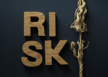 Πώς επιδρά το κλίμα στoν “κίνδυνο χώρας”