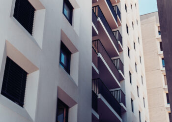 ΕΑΕΕ: Επισημάνσεις για την απόφαση μείωσης του ΕΝΦΙΑ