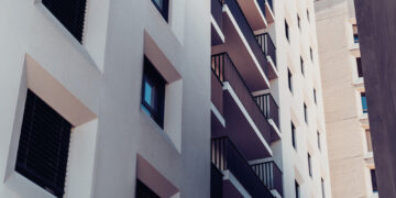 ΕΑΕΕ: Επισημάνσεις για την απόφαση μείωσης του ΕΝΦΙΑ